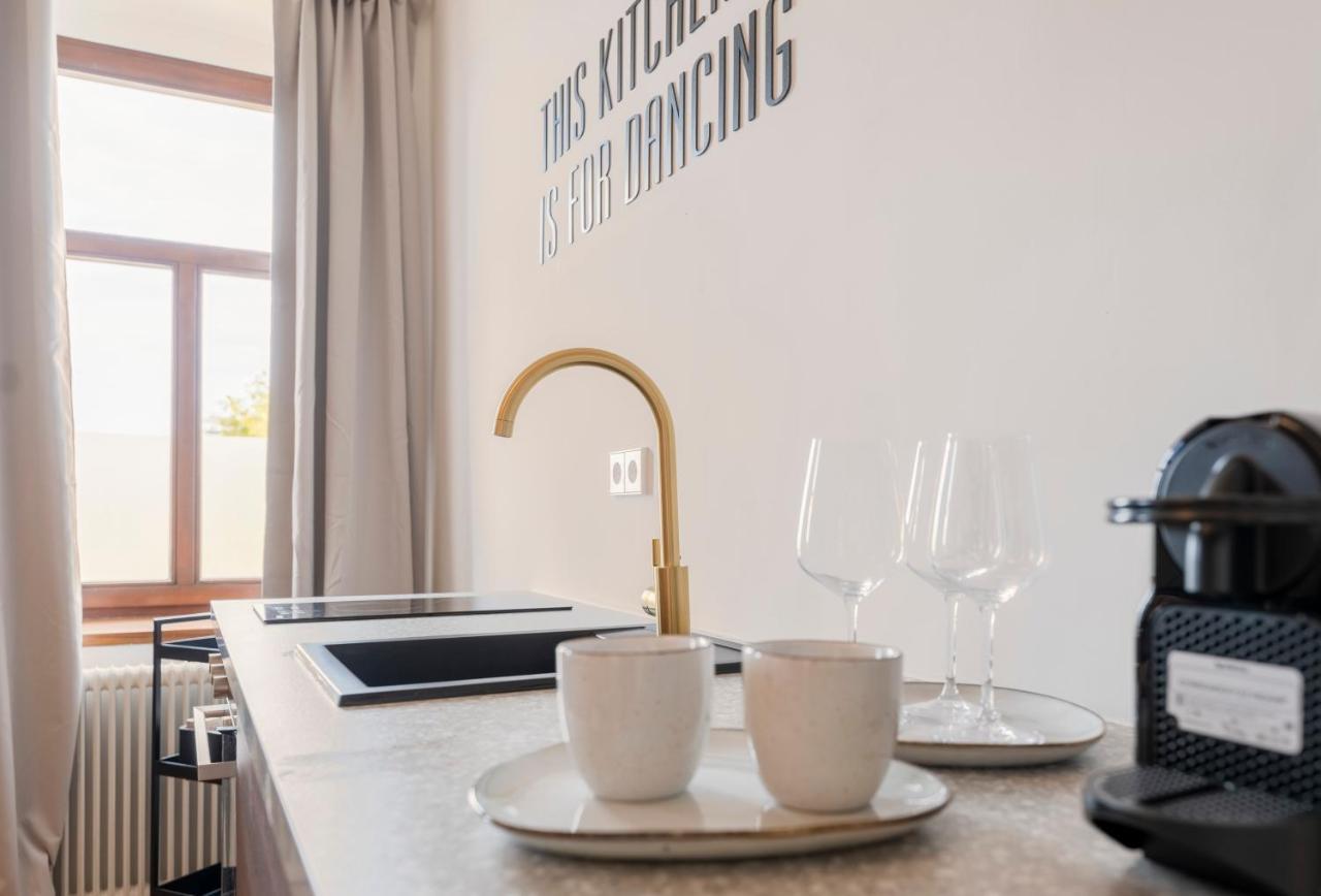 City Lounge Appartement Am Hauptbahnhof 장크트푈텐 외부 사진
